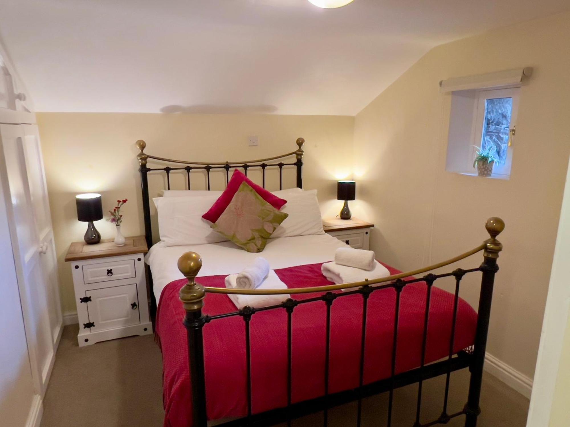 Dolgun Uchaf Historic B&B And Cottages In Snowdonia Dolgellau Exterior foto